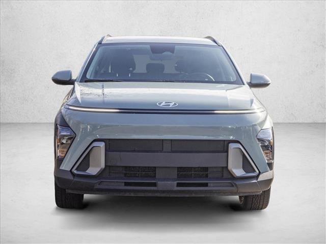 Used 2024 Hyundai Kona SEL image 2