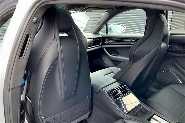 New 2026 Porsche Panamera GTS image 25
