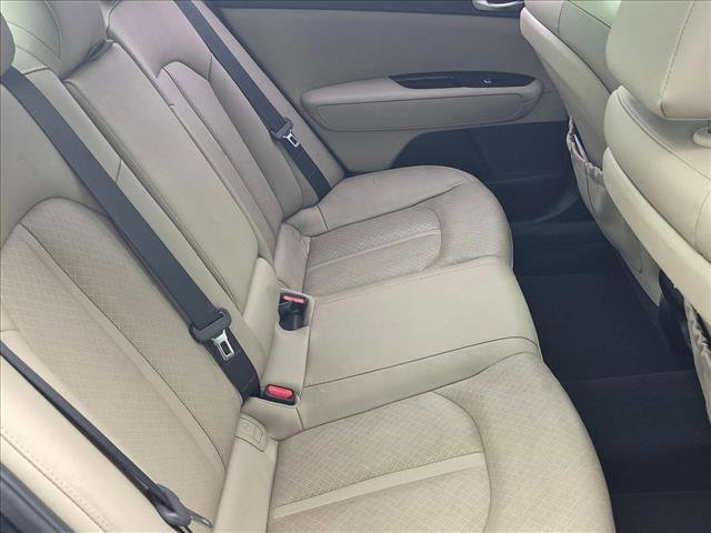 Used 2017 Kia Optima EX w/ Premium Package image 21
