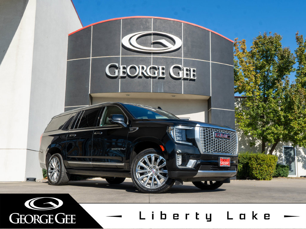 Used 2022 GMC Yukon XL Denali w/ Max Trailering Package AWD/4WD image 1