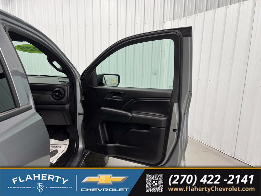 Used 2025 Chevrolet Colorado Trail Boss AWD/4WD image 14