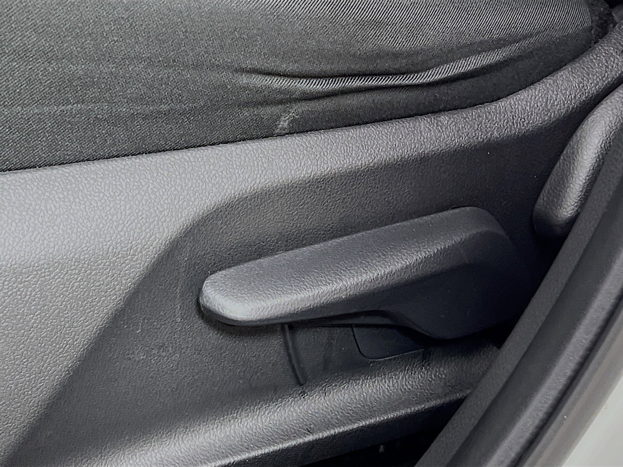 Used 2024 Toyota RAV4 LE image 16