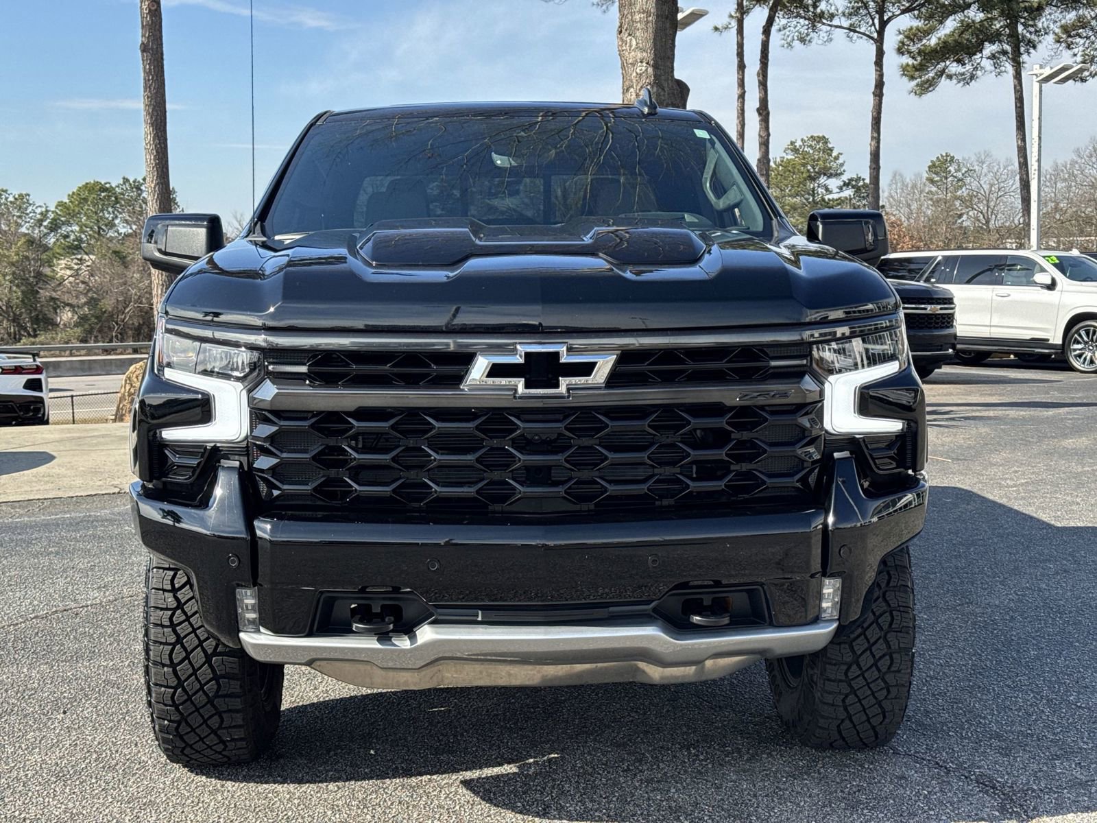 Used 2026 Chevrolet Silverado 1500 ZR2 w/ Dark Appearance Package image 2