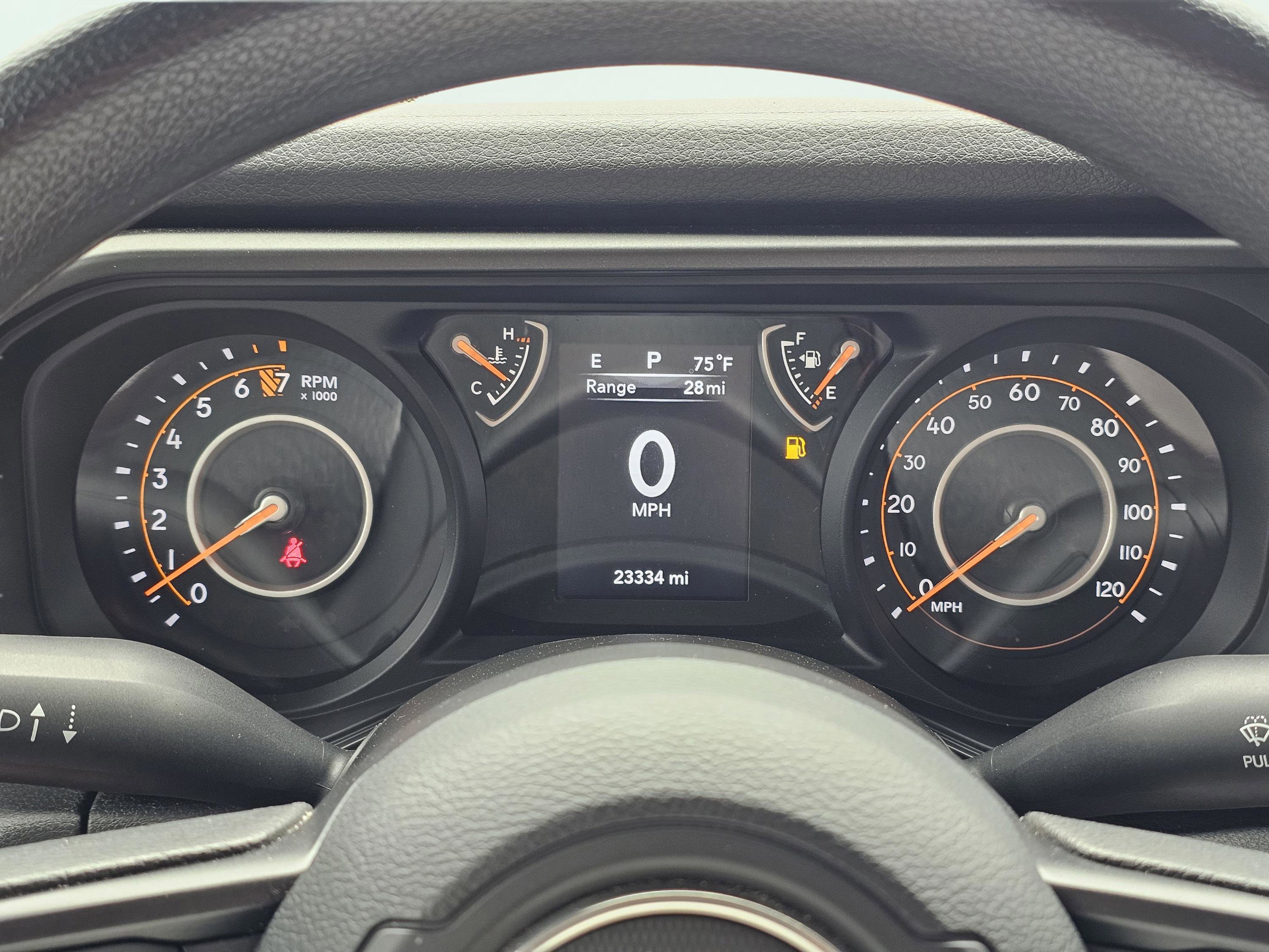 Used 2025 Jeep Gladiator Sport AWD/4WD image 23