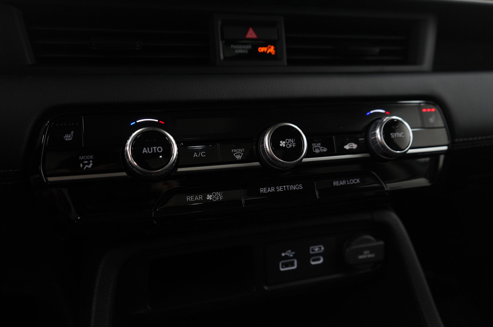 Used 2025 Honda Pilot Touring image 21