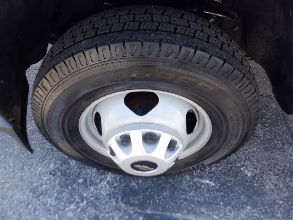 Used 2019 Chevrolet Silverado 3500 W/T w/ WT Convenience Package image 10