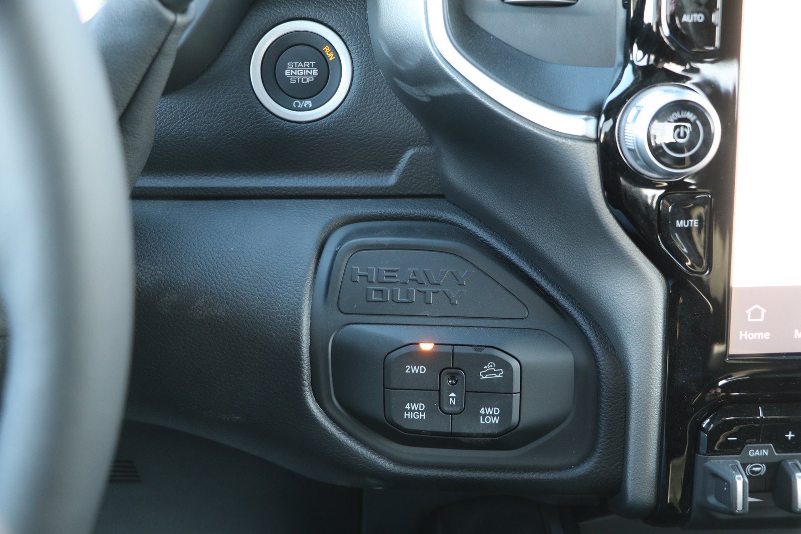 New 2026 RAM 2500 Big Horn AWD/4WD image 23