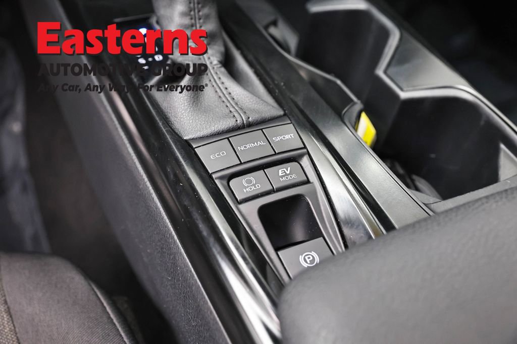 Used 2025 Toyota Camry LE FWD image 20