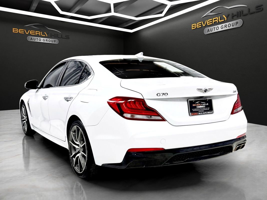 Used 2019 Genesis G70 2.0T Sport image 3