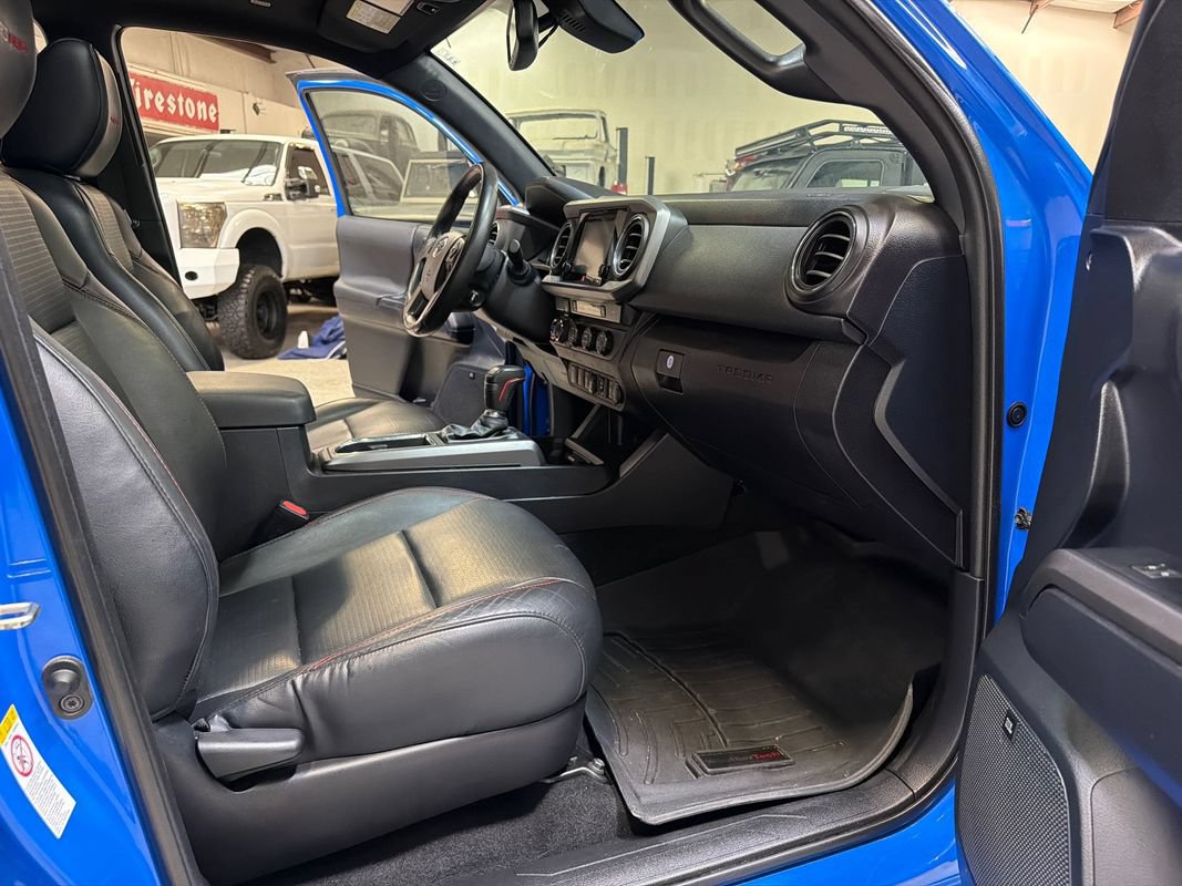 Used 2019 Toyota Tacoma TRD Pro AWD/4WD image 38