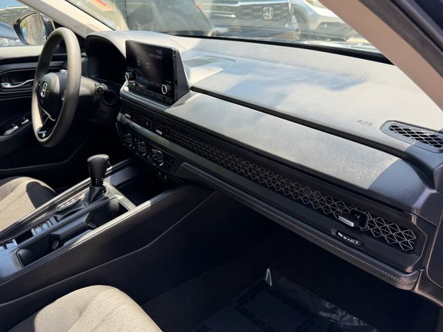 Used 2025 Honda Accord SE image 18