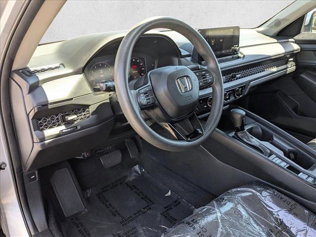 Used 2023 Honda Accord EX image 10