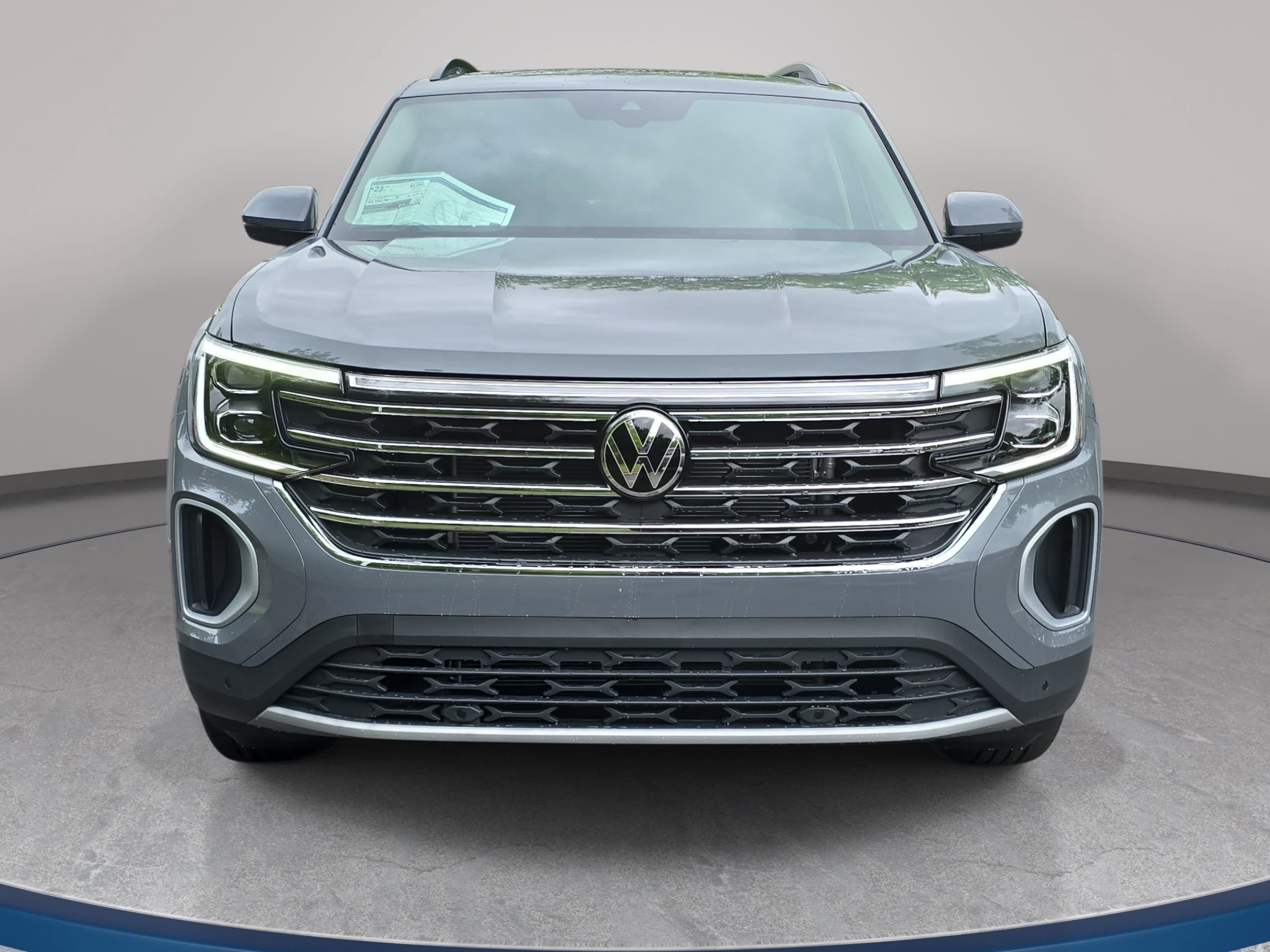 New 2026 Volkswagen Atlas SE FWD image 2