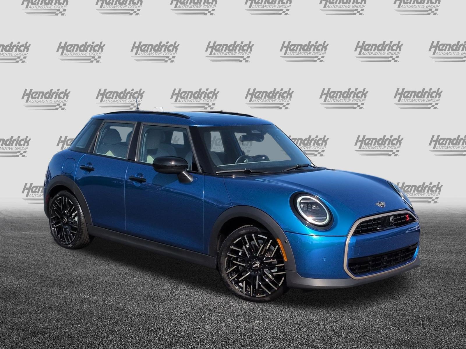 Used 2025 MINI Cooper S FWD image 2