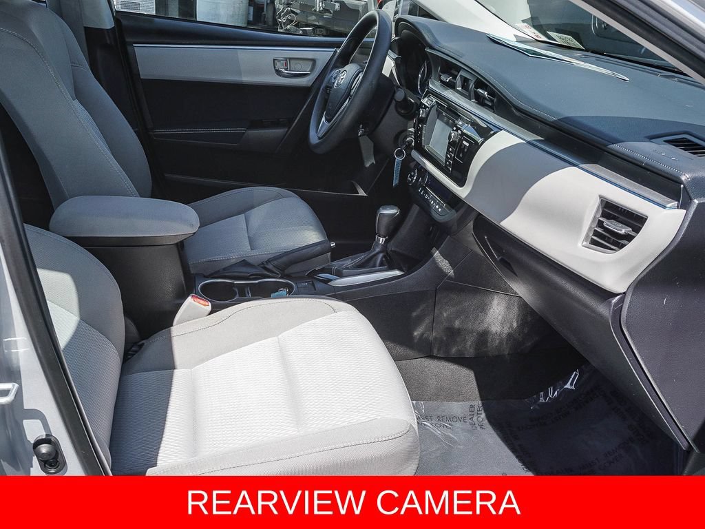Used 2015 Toyota Corolla LE FWD image 12