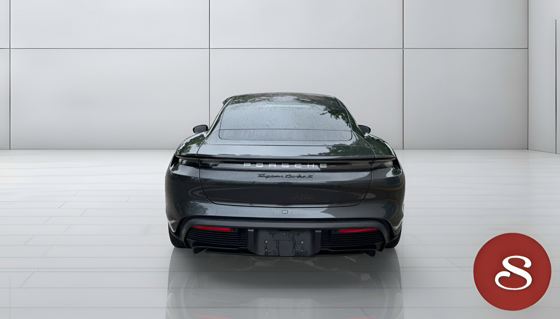 Used 2020 Porsche Taycan Turbo S image 8