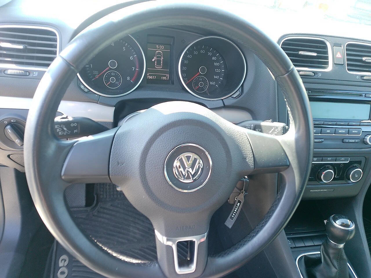 Used 2013 Volkswagen Golf 2-Door image 25