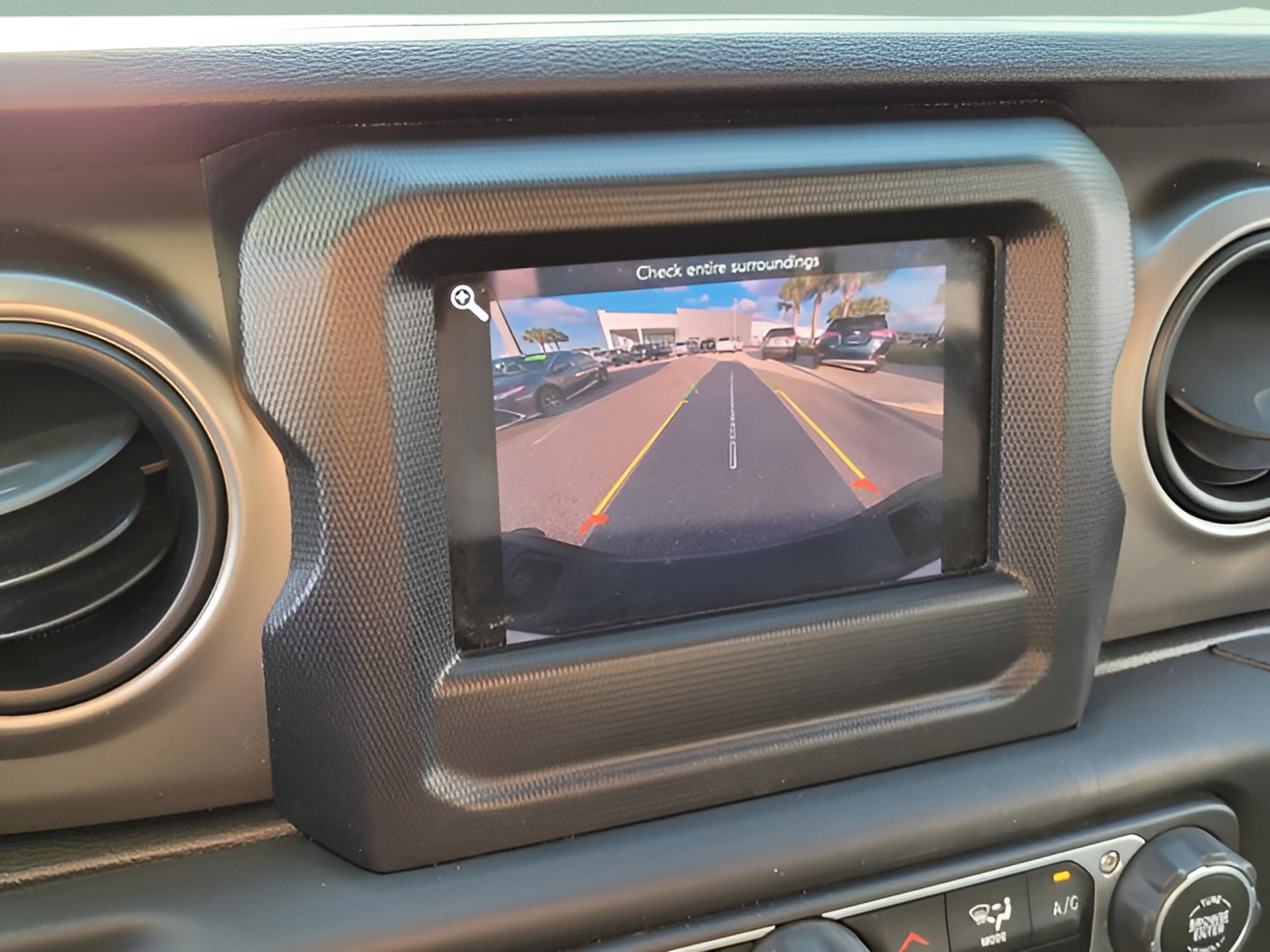 Used 2021 Jeep Gladiator Sport image 24