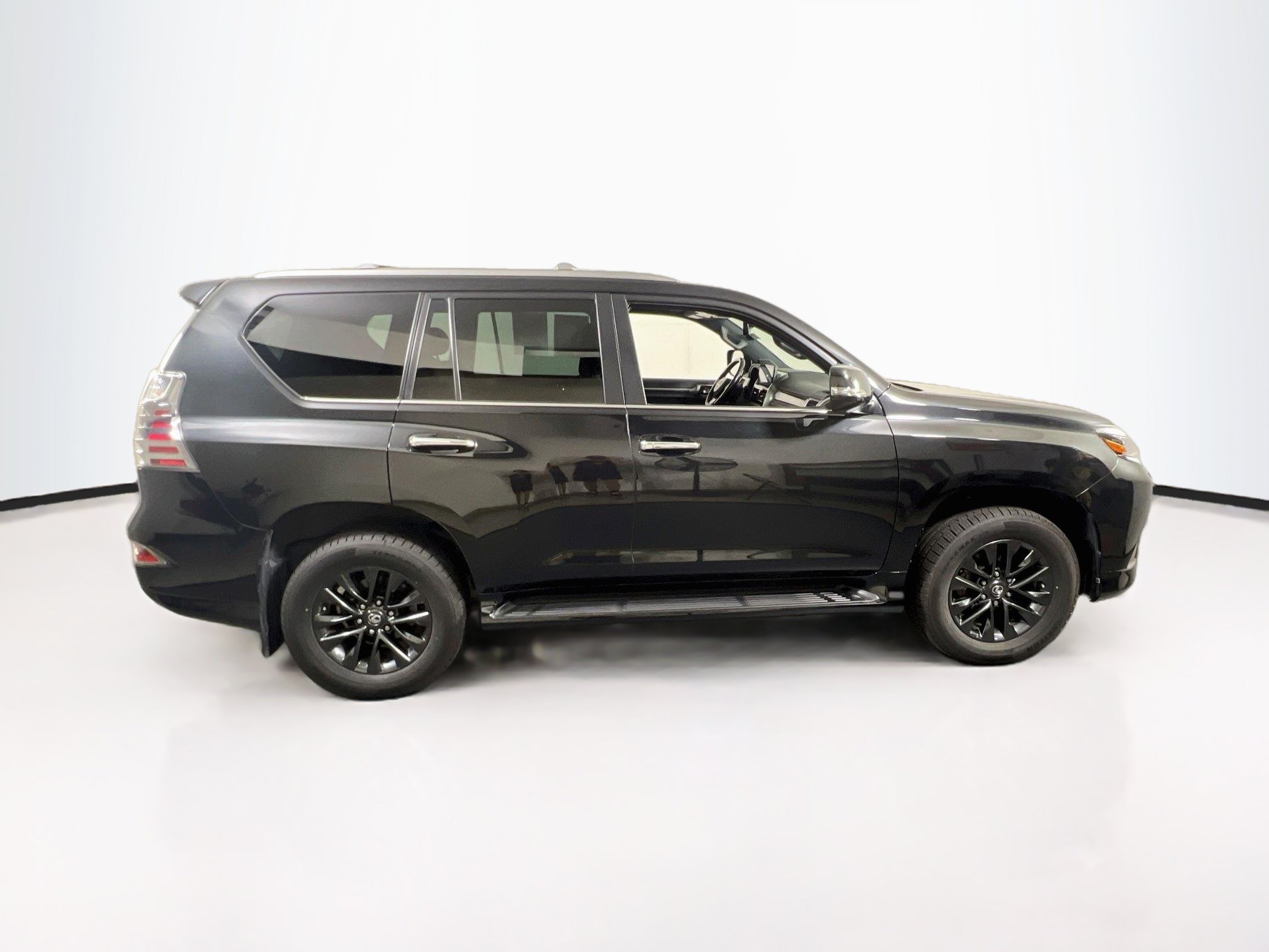 Used 2023 Lexus GX 460 Premium w/ Premium Package AWD/4WD image 4