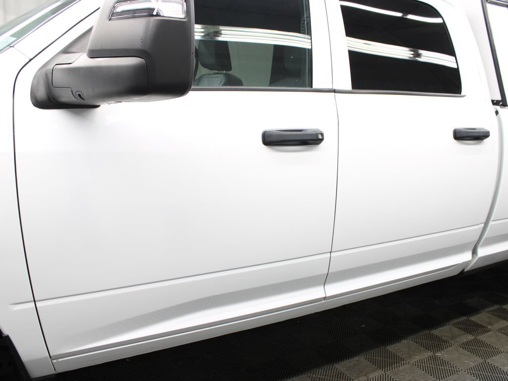 Used 2023 RAM 3500 Tradesman w/ Convenience Group AWD/4WD image 42