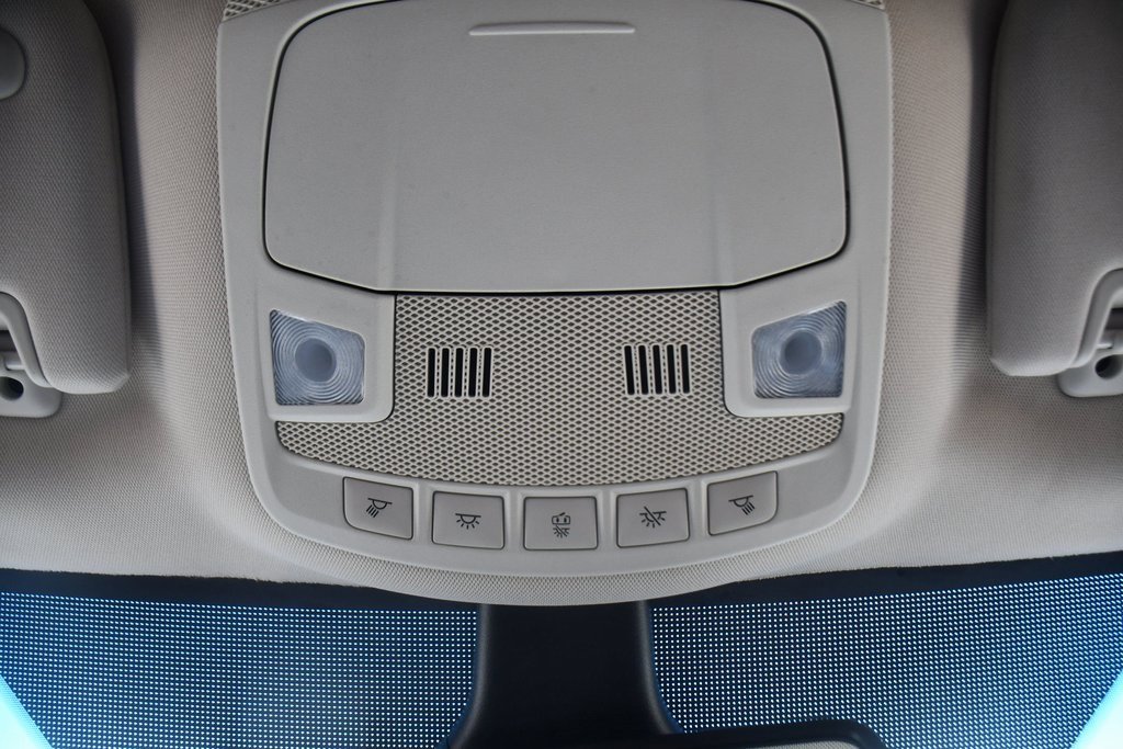 Used 2019 Ford Edge Titanium w/ Cold Weather Package image 25