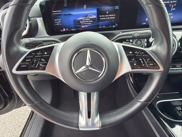 Used 2025 Mercedes-Benz CLA 250 image 29