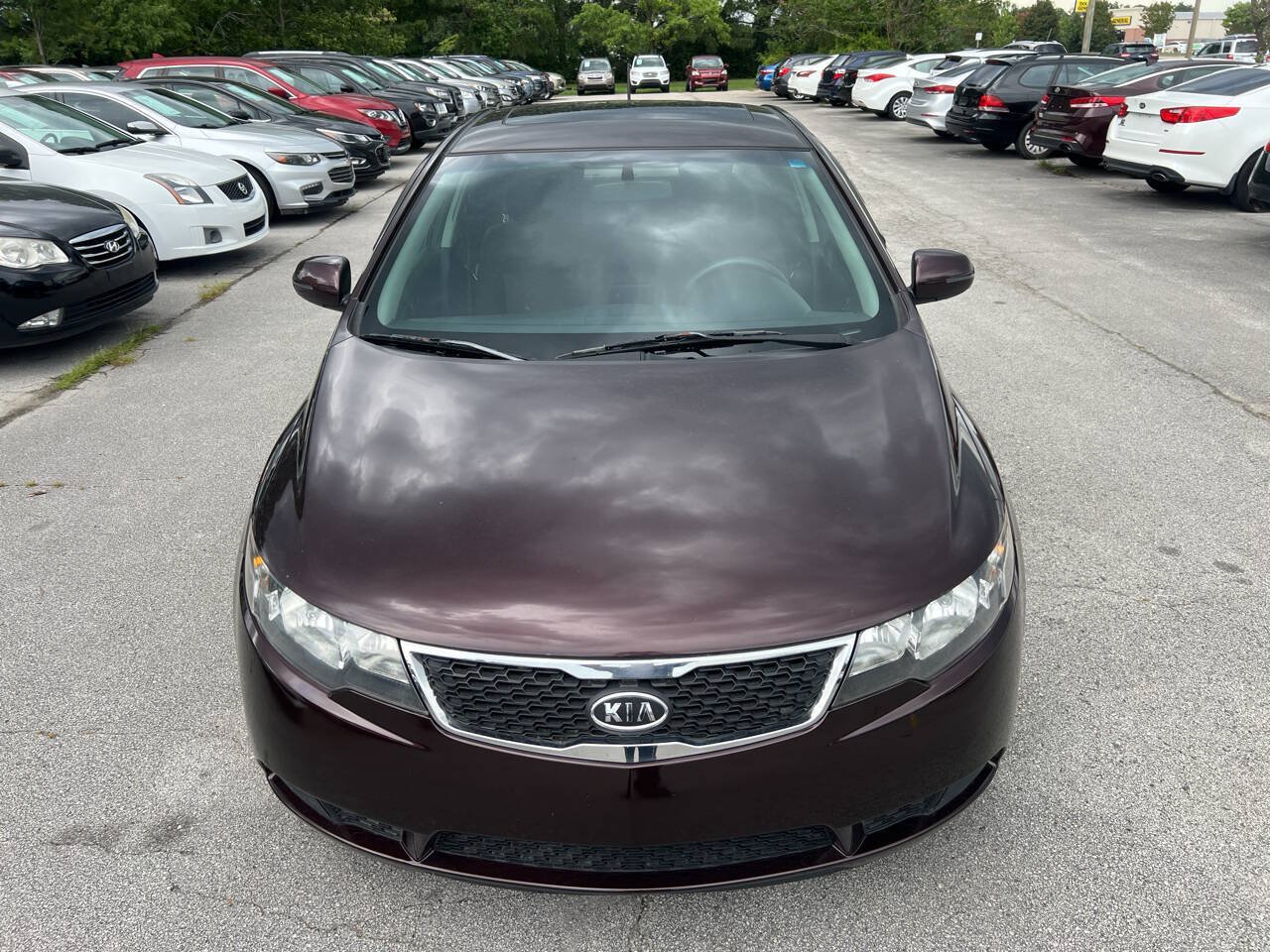 Used 2011 Kia Forte EX w/ Premium Pkg FWD image 2