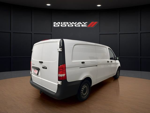 Used 2023 Mercedes-Benz Metris image 4