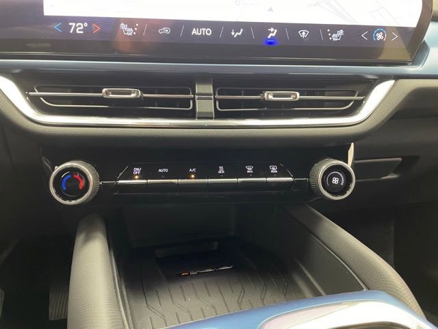 New 2026 Chevrolet Equinox EV LT image 6