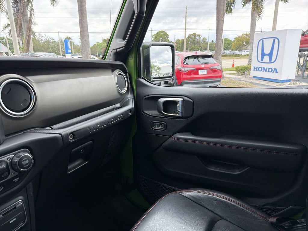 Used 2019 Jeep Wrangler Unlimited Rubicon image 17