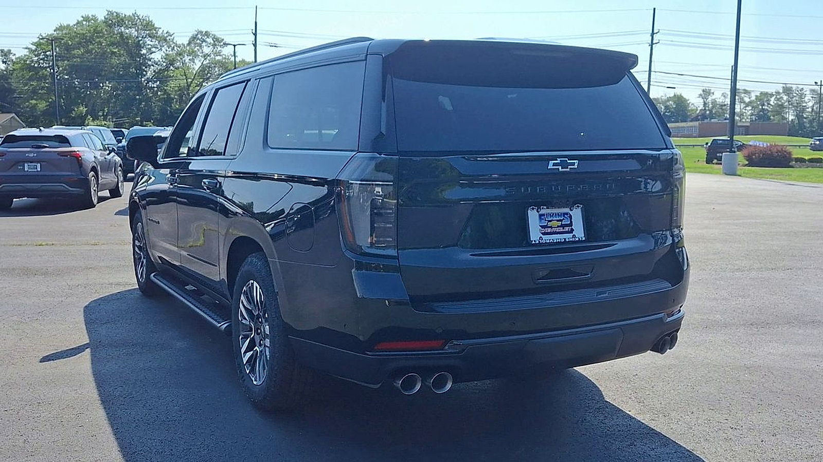 New 2026 Chevrolet Suburban Z71 w/ Z71 Off-Road Package AWD/4WD image 9