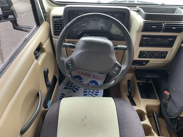 Used 2000 Jeep Wrangler Sahara image 16