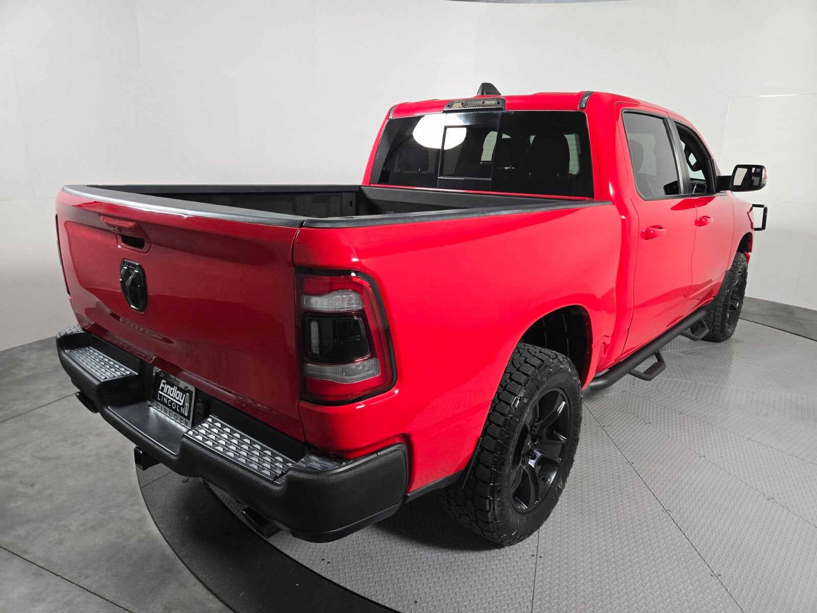 Used 2020 RAM 1500 Big Horn AWD/4WD image 4