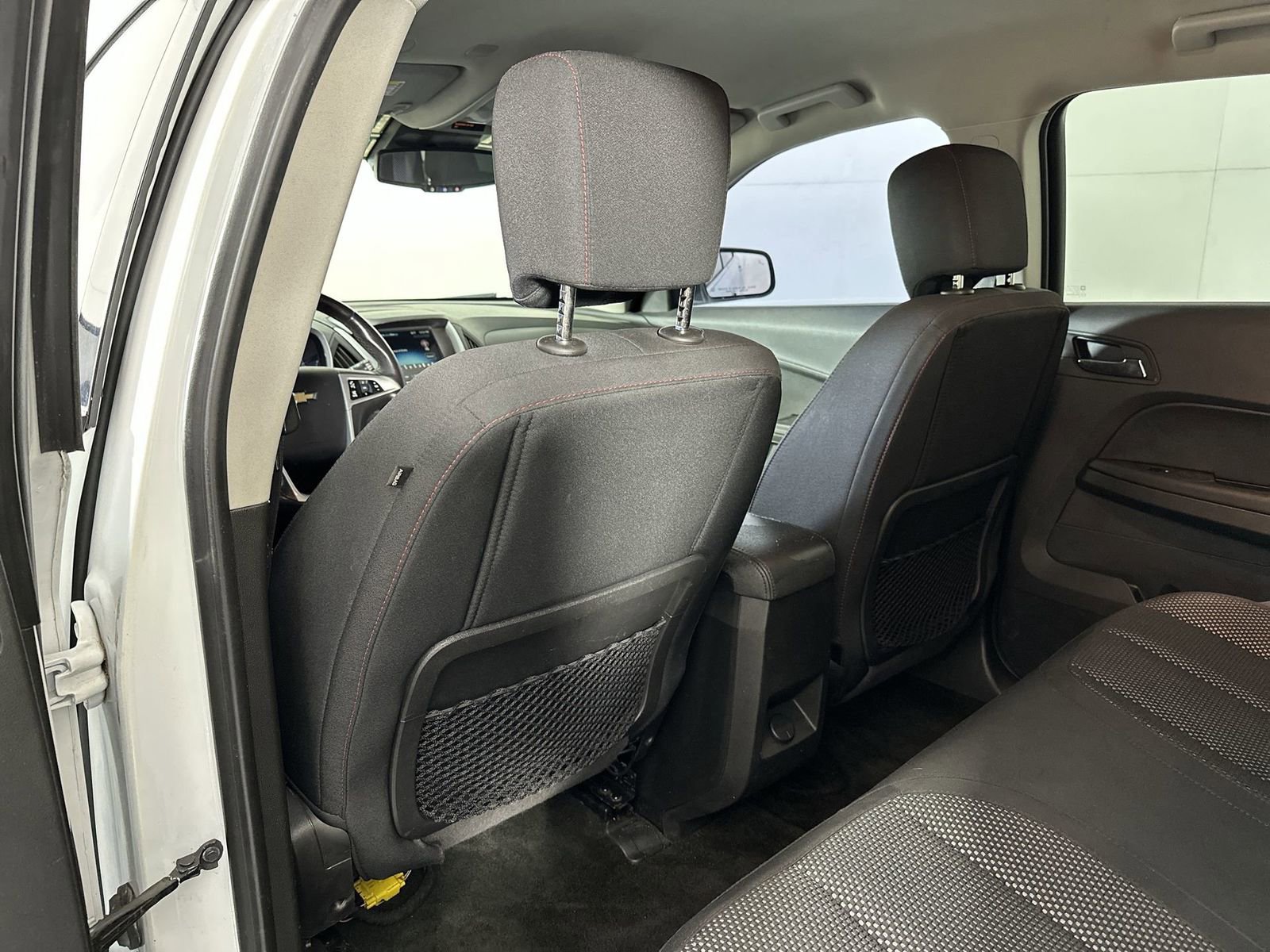 Used 2017 Chevrolet Equinox LT w/ Convenience Package FWD image 23