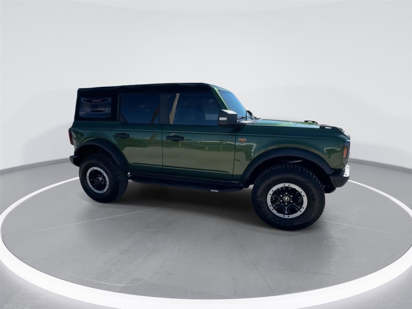 Certified 2023 Ford Bronco Badlands image 2