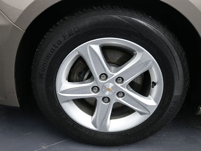 Used 2023 Chevrolet Malibu LS image 24