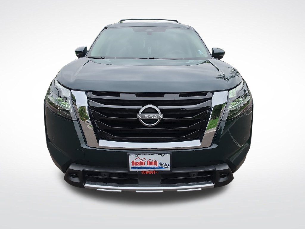 Used 2024 Nissan Pathfinder SL AWD/4WD image 9
