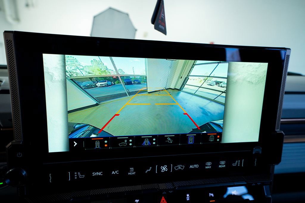 Used 2024 GMC Hummer EV 3X w/ Omega Edition image 43