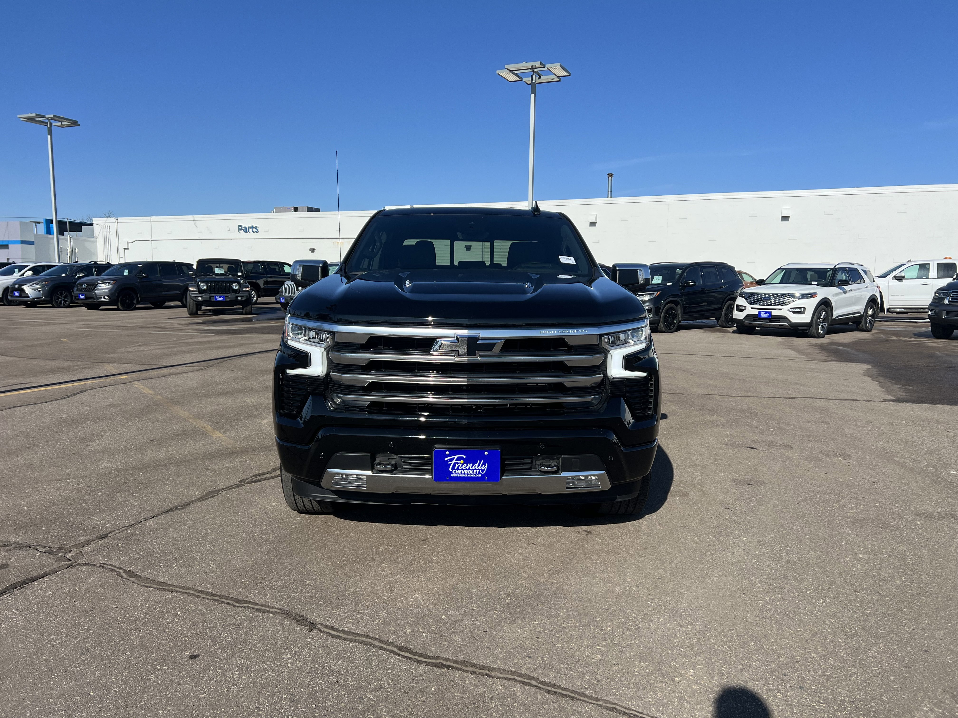 Certified 2023 Chevrolet Silverado 1500 High Country w/ High Country Premium Package image 2