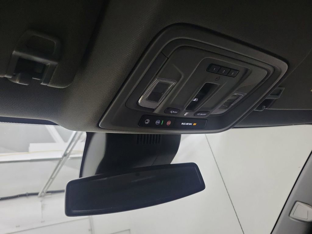 Used 2022 GMC Sierra 1500 Denali AWD/4WD image 15
