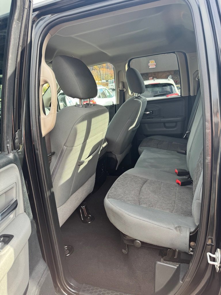 Used 2018 RAM 1500 Big Horn image 31