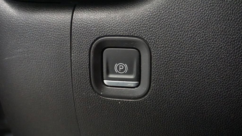 Used 2024 GMC Sierra 3500 Pro image 25