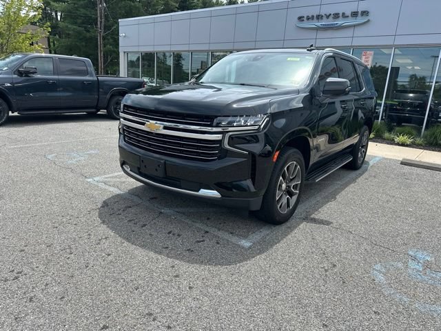 Used 2021 Chevrolet Tahoe LT w/ LT Signature Package AWD/4WD image 2