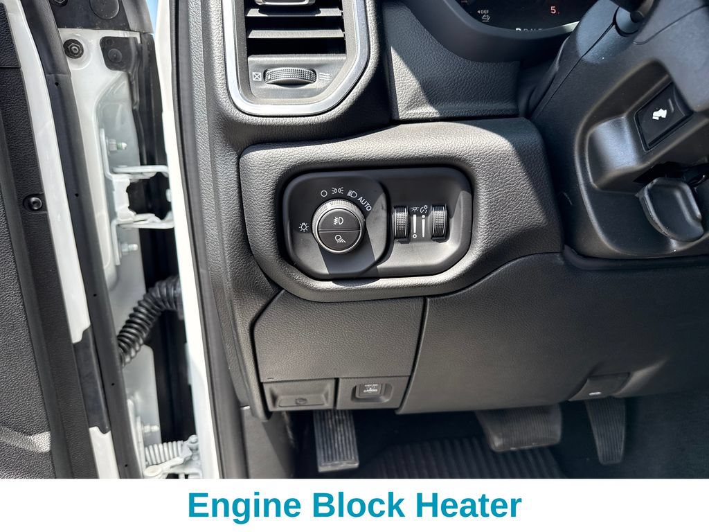 New 2026 RAM 2500 Laramie w/ Night Edition AWD/4WD image 14