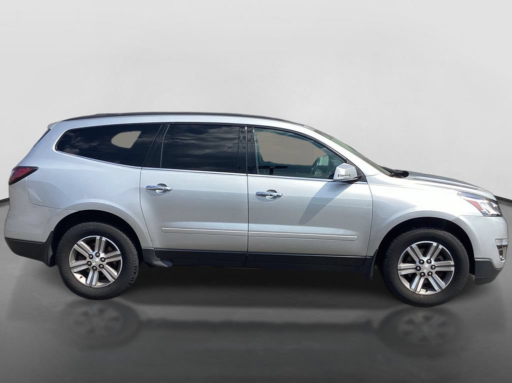 Used 2017 Chevrolet Traverse LT AWD/4WD image 4