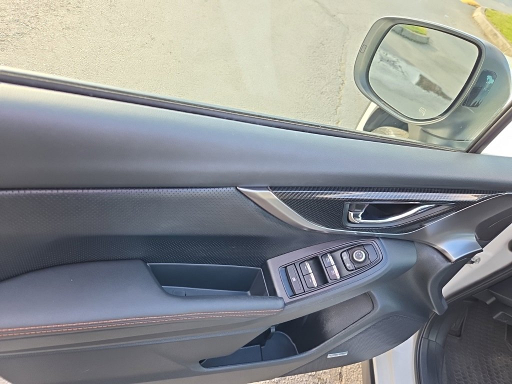 Used 2020 Subaru Crosstrek 2.0i Limited w/ Moonroof Package w/Navigation image 11