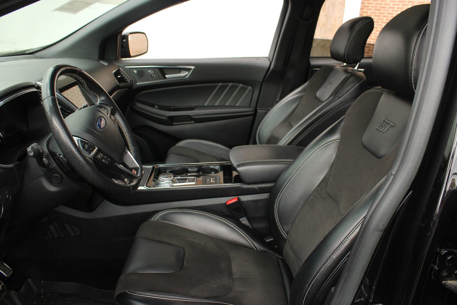 Used 2019 Ford Edge ST w/ Equipment Group 401A image 13