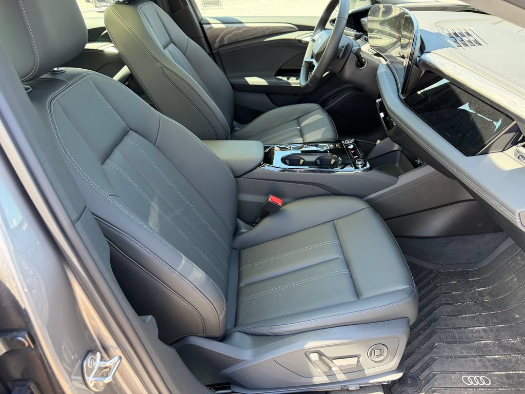 New 2025 Audi A6 e-tron Premium RWD image 8