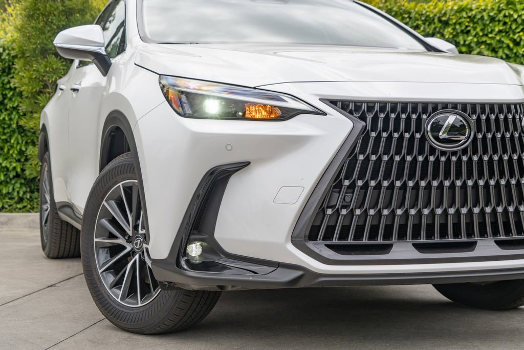 New 2026 Lexus NX 350h AWD w/ Premium Package image 5
