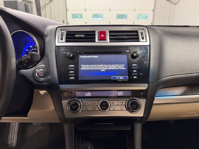 Used 2017 Subaru Outback 2.5i Limited AWD/4WD image 14